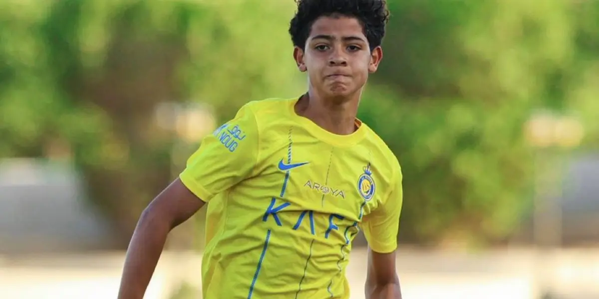 Cristiano Ronaldo Jr. surprised in Al Nassr U13 training session.