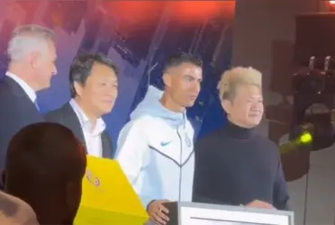 Cristiano Ronaldo met Manchester United old teammate in Al Nassr tour 