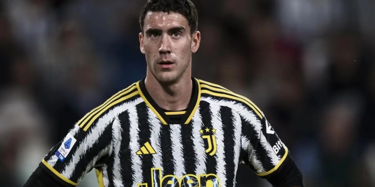Juventus already set their asking price to negotiate for Dusan Vlahovic.