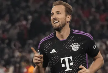 The English striker led his team to the knockout round scoring a great double