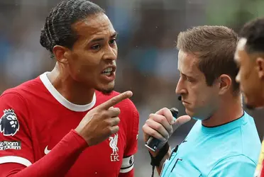 Van Dijk believes Liverpool are in the race for the Premier League title and Manchester City believe Jurgen Klopp's team and others are back.